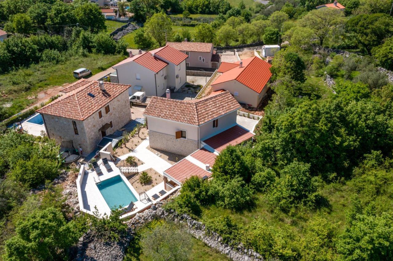Villa Oasa Malinska Exterior photo